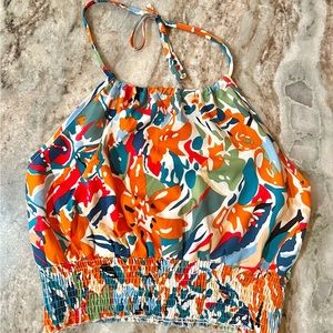 Stretchy tied floral crop top. Size M.